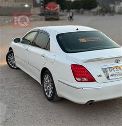 تۆیۆتا کراون